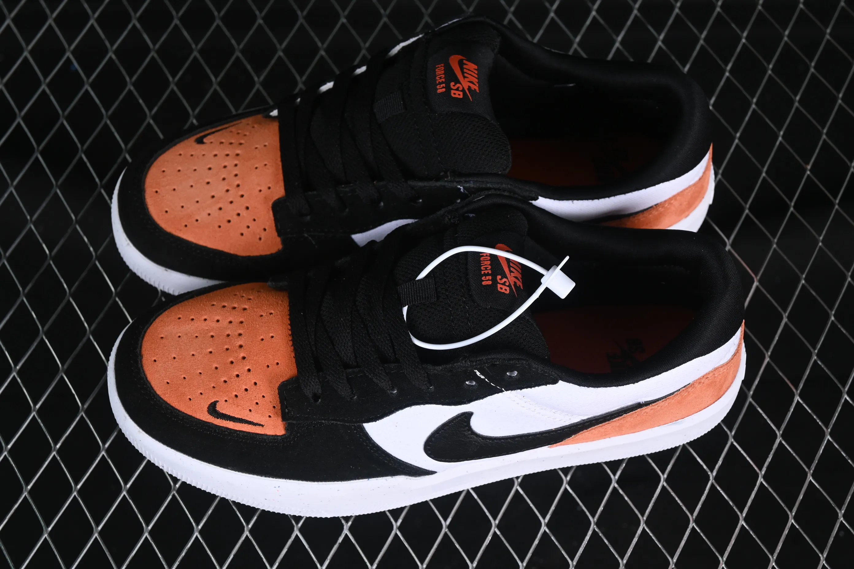 All categories Nk SB Dunk series Nk Force 58 simplified skateboard shoes Nk SB Force 58 Nike simplified retro skateboard shoes DV5477-100